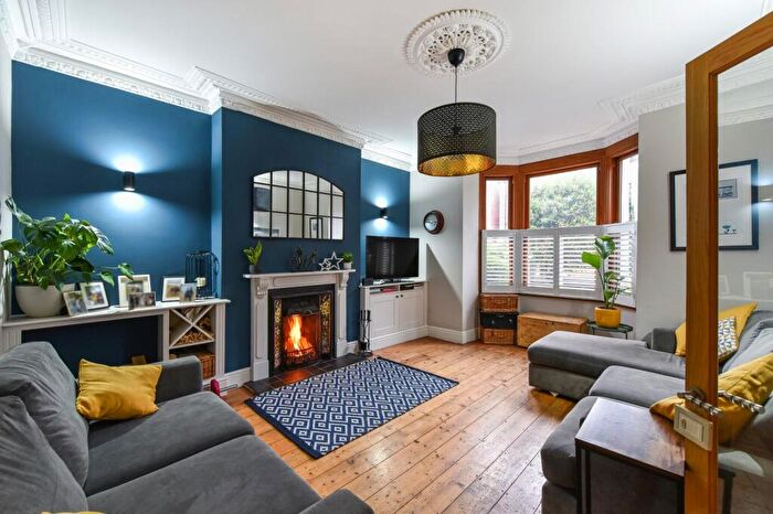 5 Bedroom Semi-Detached House For Sale In Victoria Grove, Southsea, PO5