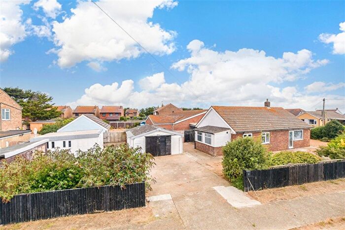 3 Bedroom Detached Bungalow For Sale In Prior Road, Greatstone, Kent, TN28