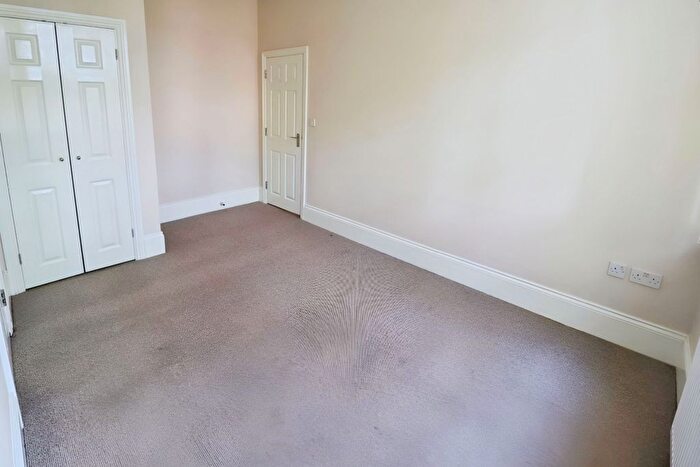 2 Bedroom Flat To Rent In Burnham House, Elms Road, Knighton, Leicester, LE2