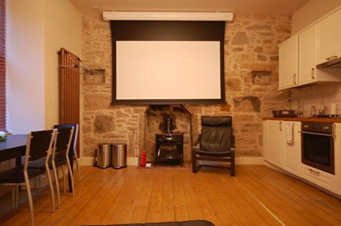 1 Bedroom Flat To Rent In St. Stephen Place, Edinburgh, EH3