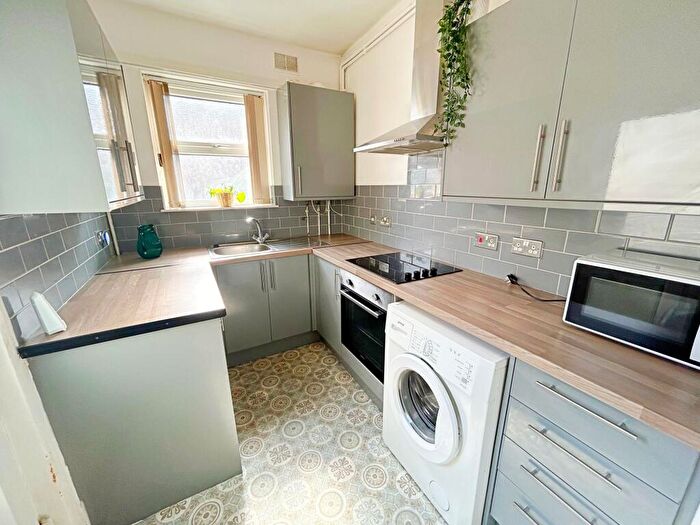 3 Bedroom House To Rent In Shoreham Street, Sheffield, S2