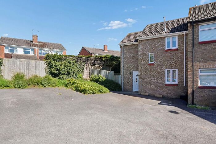 2 Bedroom Semi Detached House For Sale In Burwell Meadow, Witney, OX28