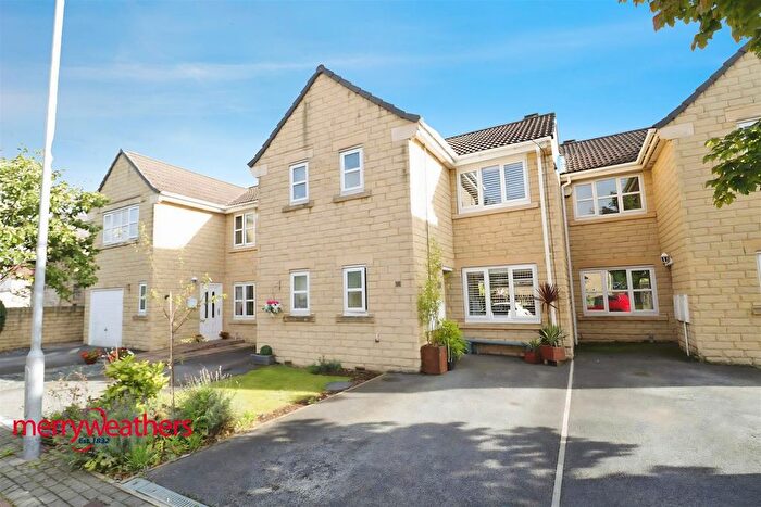3 Bedroom Town House To Rent In Thornley Brook, Thurnscoe, Rotherham, S63