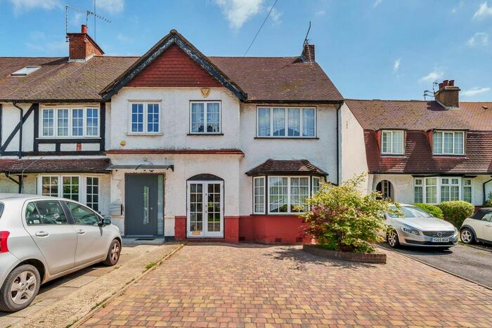 3 Bedroom End Of Terrace House To Rent In Kenton Lane, Harrow Weald, Harrow, HA3