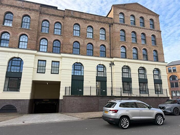 1 Bedroom Flat To Rent In Hamslade Street, Poundbury, DT1