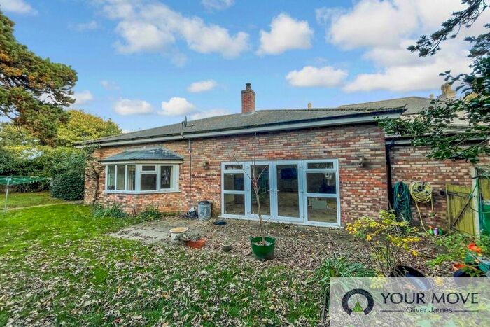 3 Bedroom Bungalow To Rent In Decoy Road, Ormesby, Great Yarmouth NR29