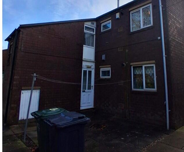 1 Bedroom Flat To Rent In Welham Walk, Bradford, West Yorkshire, BD3