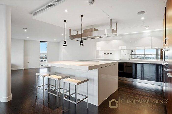 3 Bedroom Flat To Rent In Caro Point, Gatliff Road, Grosvenor Waterside, SW1W