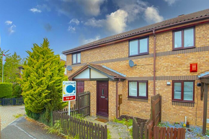 1 Bedroom Terraced House To Rent In Stafford Grove, Shenley Church End, Milton Keynes, MK5