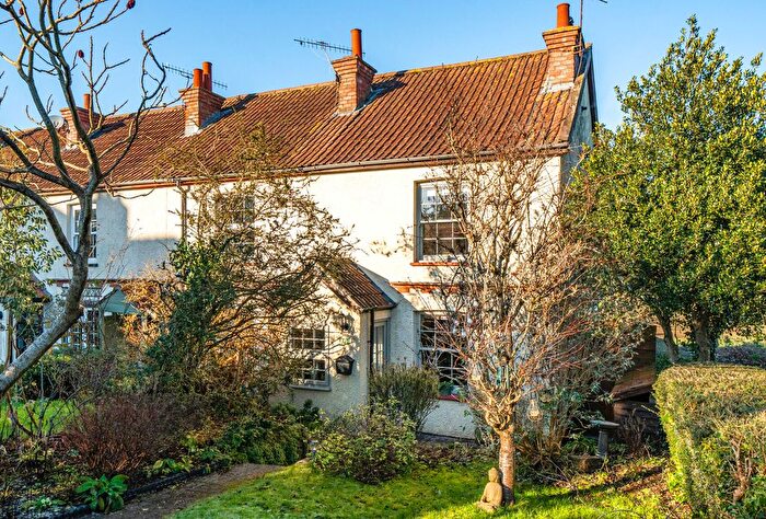 2 Bedroom End Of Terrace House For Sale In Chapel Hill, Backwell, Bristol, North Somerset, BS48