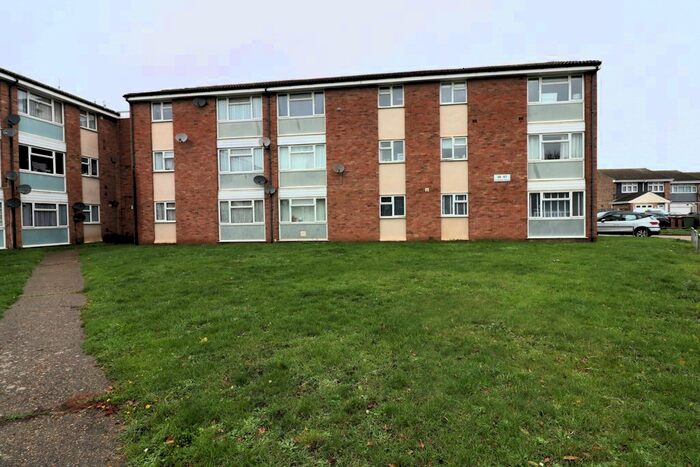 2 Bedroom Flat To Rent In Coronation Avenue, Tilbury, RM18