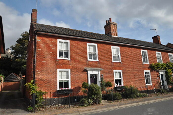 5 Bedroom Semi-Detached House For Sale In Quay Street, Halesworth, IP19