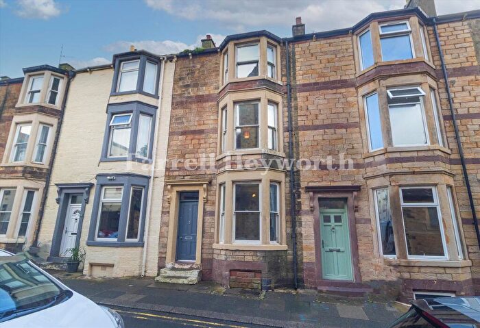 4 Bedroom House For Sale In New Street, Morecambe, LA4