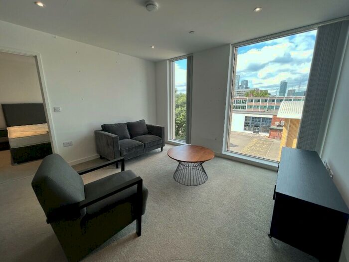 2 Bedroom Flat To Rent In Burlington Square, Boundary Lane, Manchester, Greater Manchester, , [Ref: Bp], M15