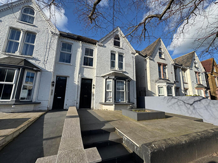 1 Bedroom Apartment To Rent In Railway Street, Gillingham, Gillingham, Kent, ME7