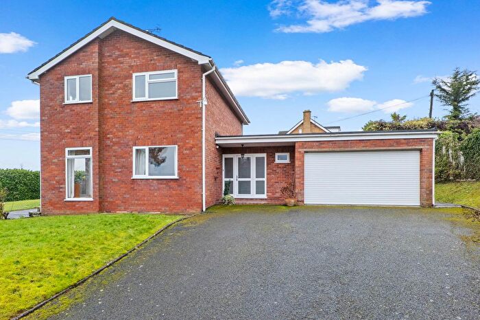 3 Bedroom Detached House For Sale In Mount Brookbank, Broadwas, Worcestershire., WR6