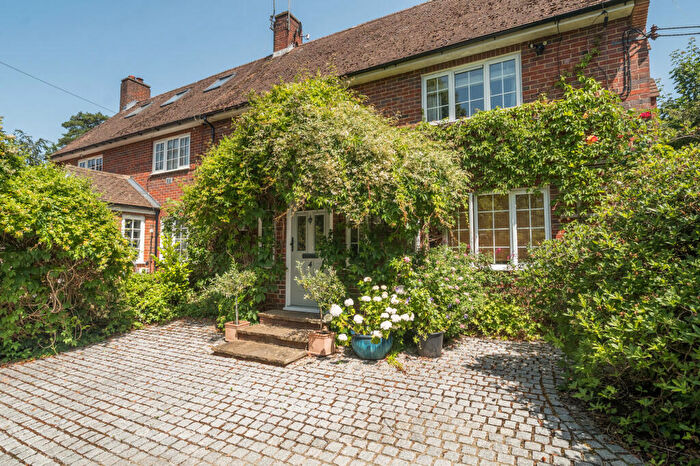 4 Bedroom Semi-Detached House For Sale In Broomhill, Ewshot, GU10