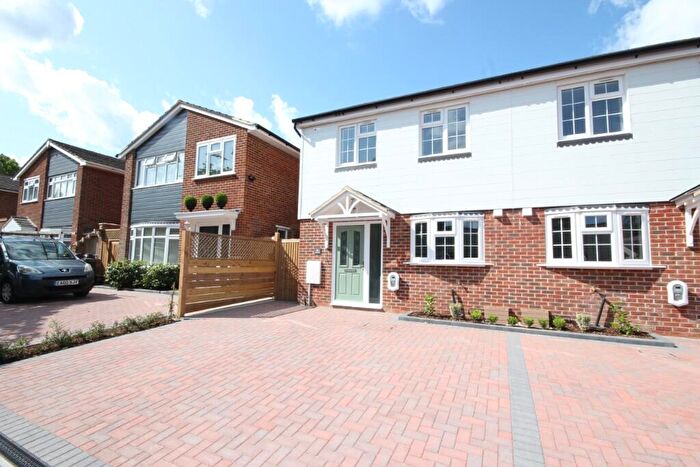 3 Bedroom Semi-Detached House To Rent In Blackmanstone Way, Allington, Maidstone, ME16