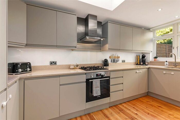 3 Bedroom Terraced House For Sale In Eversleigh Road, London, SW11