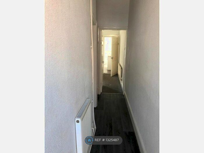 3 Bedroom Terraced House To Rent In Henry Street, Grimsby DN31