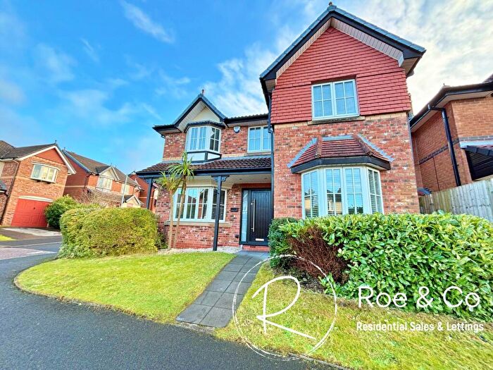 4 Bedroom Detached House For Sale In Newbeck Close, Horwich, BL6