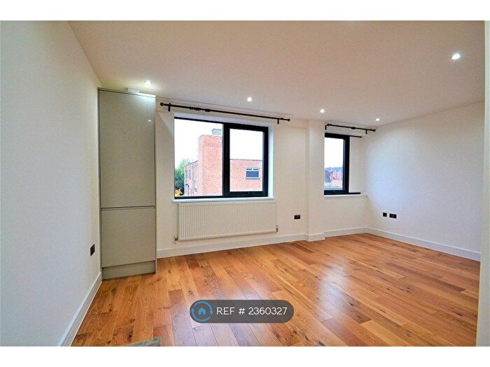 1 Bedroom Studio To Rent In High Street, Ruislip, HA4