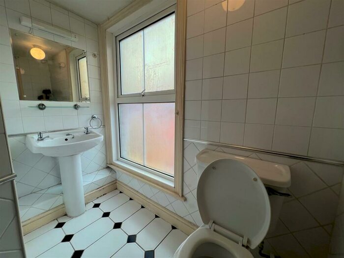 1 Bedroom House To Rent In Church Green Road, Bletchley, Milton Keynes, MK3
