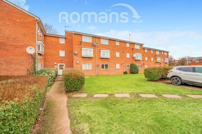 2 Bedroom Flat To Rent In Evergreen Way, Hayes UB3