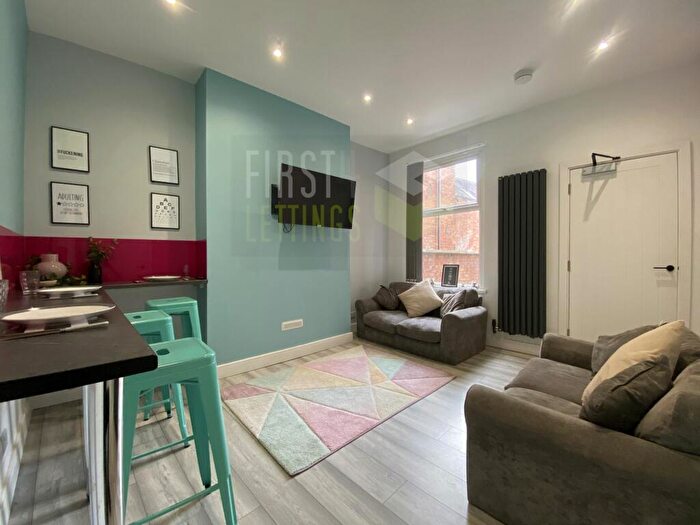 6 Bedroom Terraced House To Rent In Clarendon Park Road, Clarendon Park, LE2