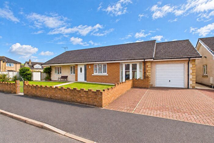 3 Bedroom Detached Bungalow For Sale In Bellaport Gardens, Harrington, CA14