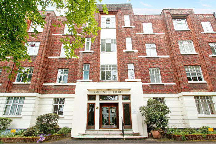 Apartment To Rent In Belsize Grove, London, NW3