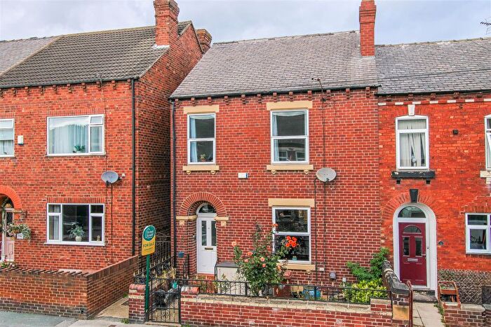 3 Bedroom End Terrace House For Sale In Drury Lane, Altofts, Normanton, WF6