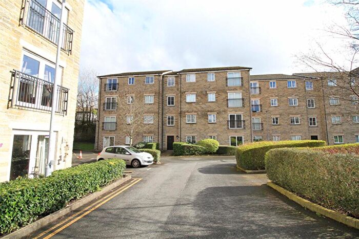2 Bedroom Apartment To Rent In Bramble Court, Millbrook, Stalybridge, SK15