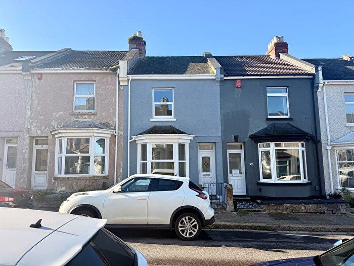 2 Bedroom Terraced House For Sale In Fleet Street, Plymouth Refurbished Mid - Terraced Property Move In Ready, PL2