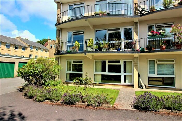 2 Bedroom Apartment To Rent In St. Stephens Court, Bath, BA1