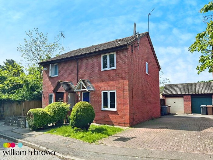 2 Bedroom Property To Rent In Cutmore Place, Chelmsford, CM2