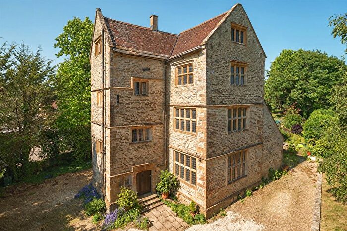 4 Bedroom Detached House For Sale In East Coker, Yeovil, BA22