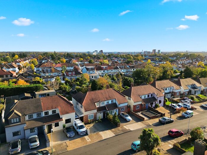 4 Bedroom Semi Detached House For Sale In Fontayne Avenue, Romford, RM1