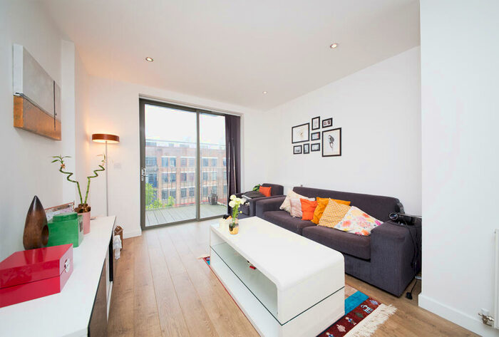 1 Bedroom Apartment To Rent In Essian Street, London, E1