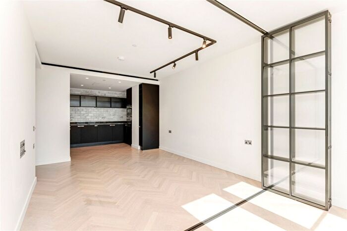 2 Bedroom Flat To Rent In One Crown Place, Sun Street, EC2A