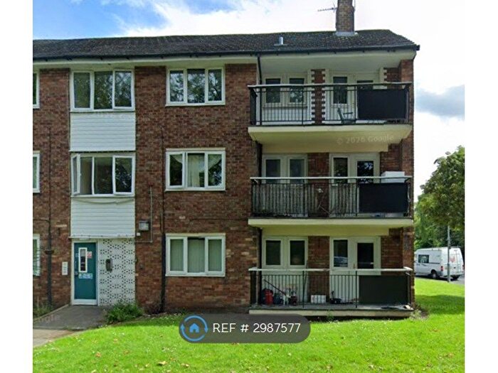 3 Bedroom Flat To Rent In Glover St, St Helens, WA10