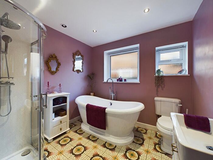 2 Bedroom Detached Bungalow For Sale In Kedleston Road, Allestree, DE22