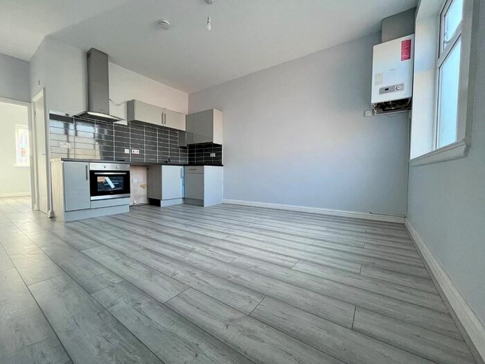 1 Bedroom Flat To Rent In Old Fallow Road, Cannock, WS11