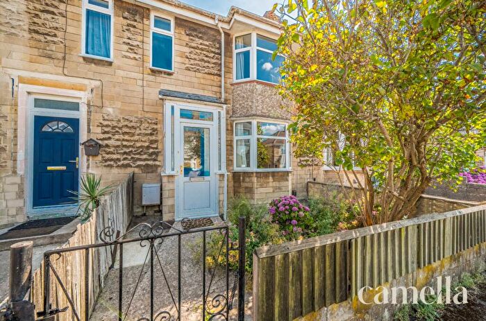 2 Bedroom Terraced House For Sale In Bloomfield Rise, Bath, BA2