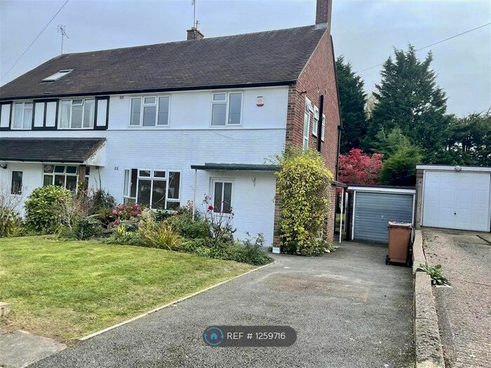 3 Bedroom Semi-Detached House To Rent In Evelyn Drive, Pinner HA5