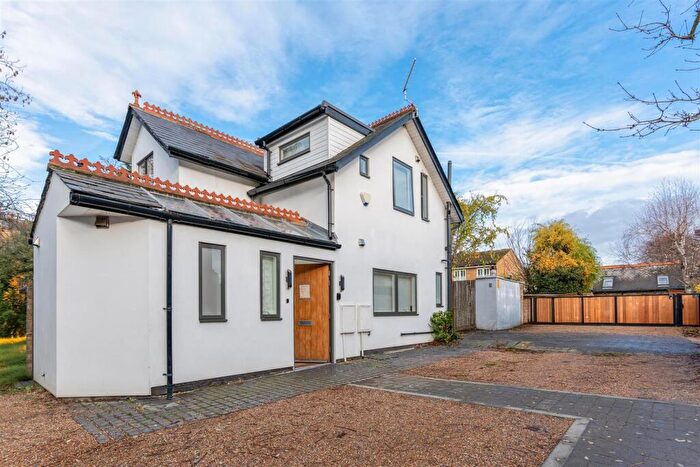 3 Bedroom House For Sale In Kidbrooke Park Road, Blackheath, London, SE3