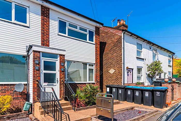 1 Bedroom Flat To Rent In Boxmoor Location, Ideal For Commuters, HP1