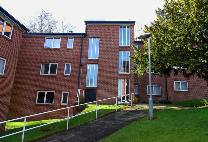 2 Bedroom Flat To Rent In The Knoll, Palace Road, Ripon, HG4