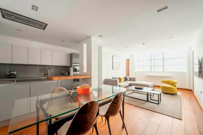 2 Bedroom Flat To Rent In Bayham Street, London, NW1