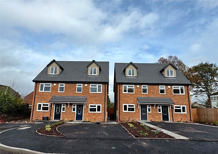 3 Bedroom Semi Detached House For Sale In Common Lane, Birmingham, B26